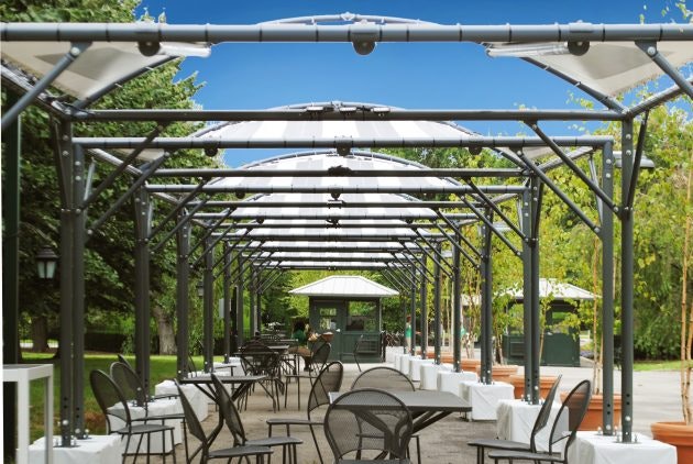Solar canopies at the New York Botanical Gardens. Courtesy of Pvilion