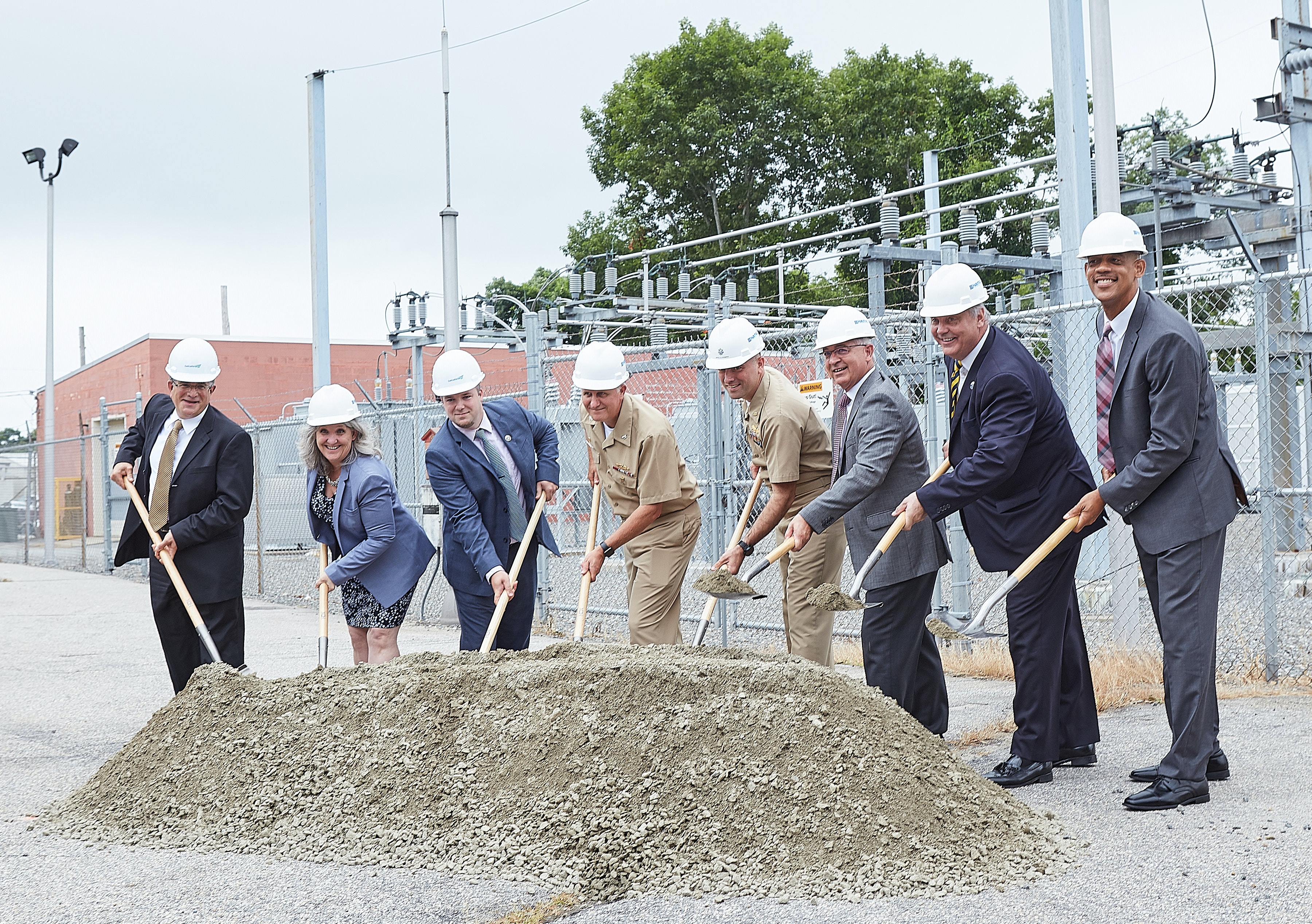 Groundbreaking for fuel cell project at the submarine base in Groton, Conn. Photo provided by CMEEC