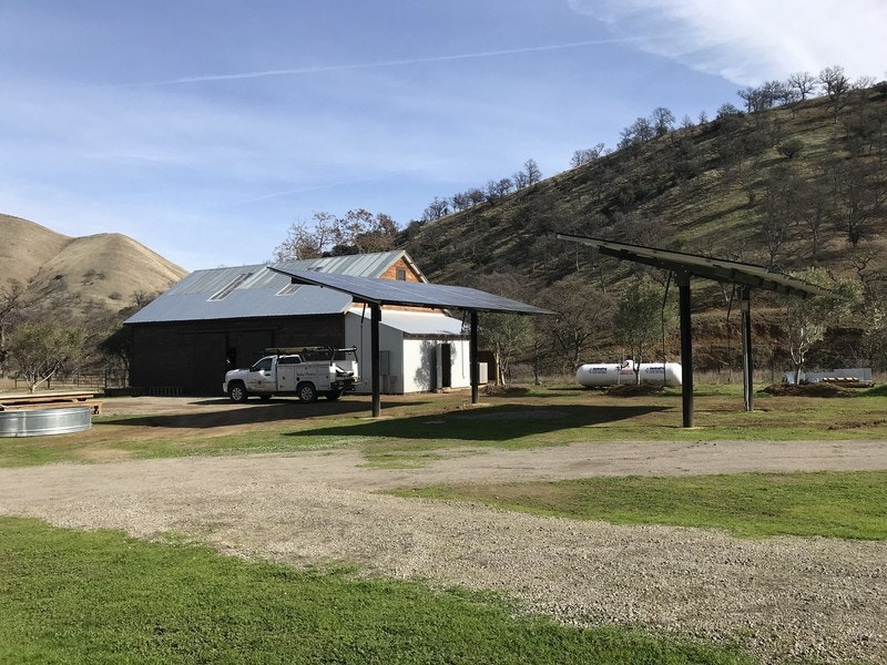 Governor Jerry Brown&rsquo;s new ranch features a microgrid (PRNewsfoto/SimpliPhi Power)