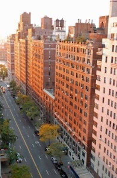 1024px-East_57th_St_Apartments-199x300