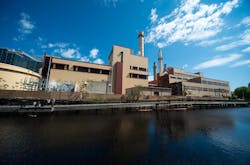 Kendall Station combined heat and power plant in Cambridge, Massachusetts. Courtesy of Veolia North America Kendall Station combined heat and power plant in Cambridge, Massachusetts. Courtesy of Veolia North America