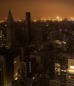 Dark-Manhattan-during-Superstorm-sandy-261x300