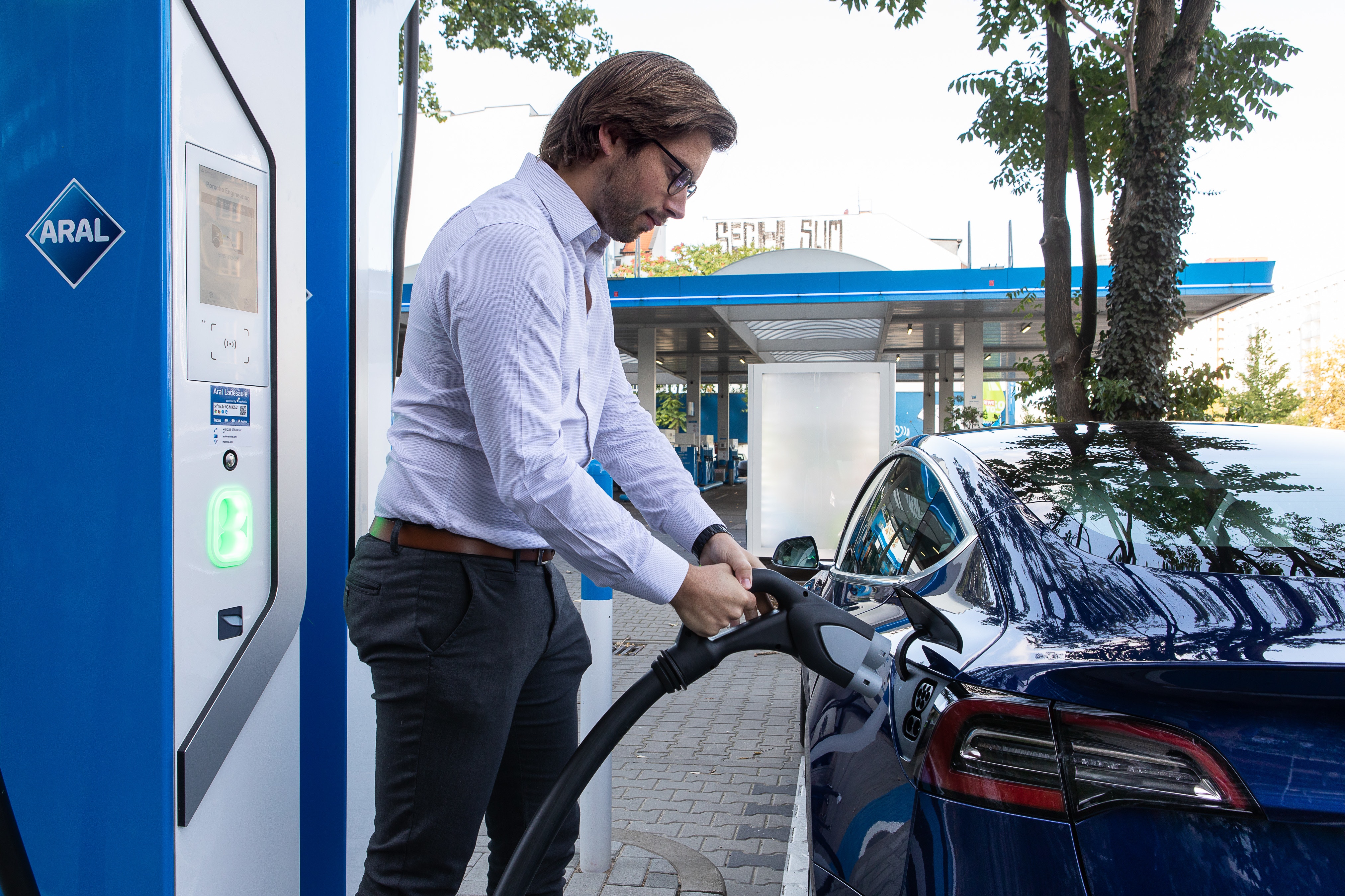 Ultra-fast electric vehicle charing at Aral&rsquo;s mobility hub Photo courtesy of Aral