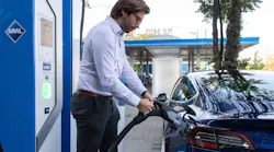 Ultra-fast electric vehicle charing at Aral’s mobility hub Photo courtesy of Aral