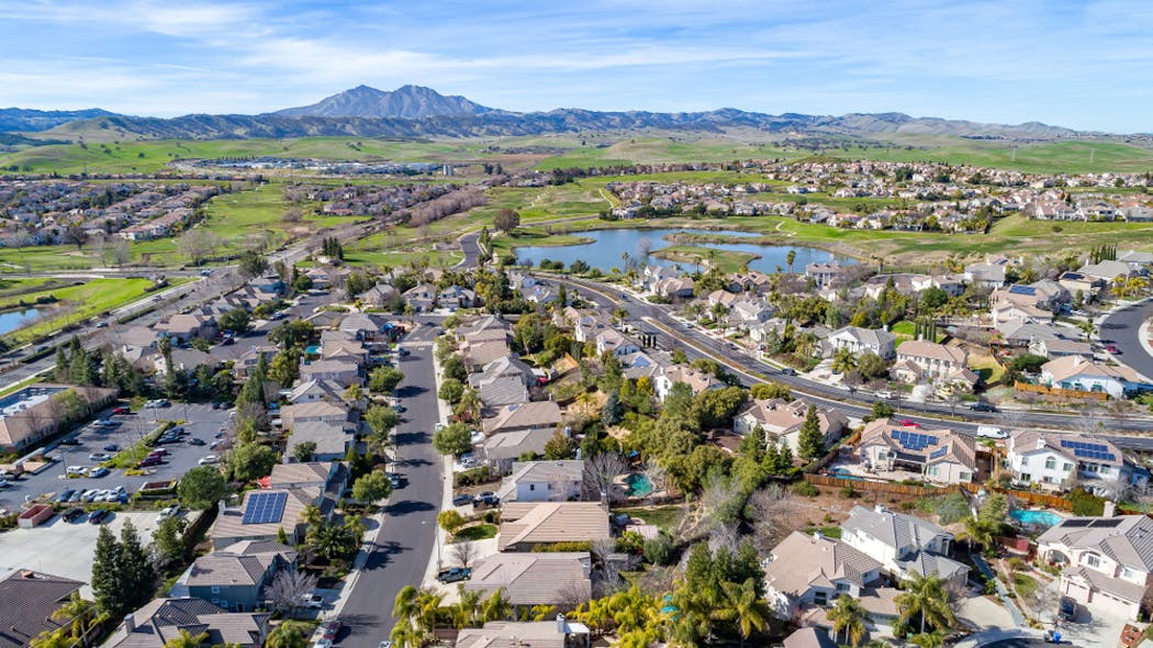 Aerial photo of a community in Brentwood, California by Rich Lonardo/Shutterstock.com