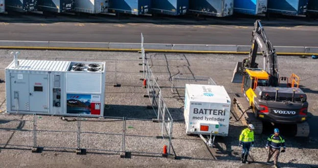 6658beb1102d9e7fdb8cd89a Hitachi Energy Gothenburg Harbor