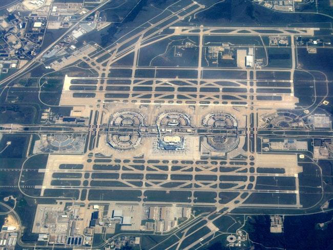 Overview of Dallas Forth Worth International Airport. Image credit Todd MacDonald /Flickr, courtesy Wikimedia Commons.