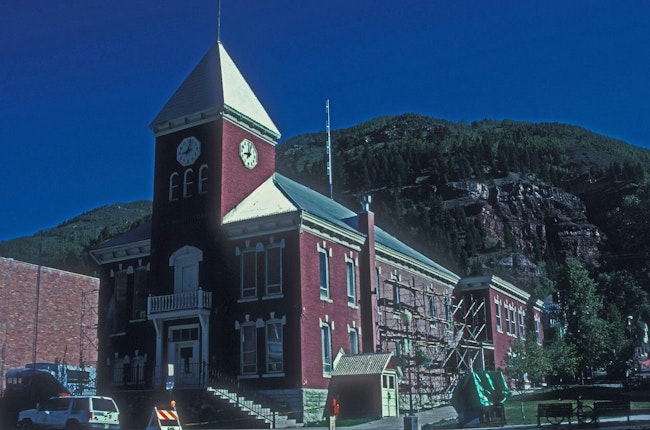 San Miguel County Courthouse. Image credit Jerreye and Royklotz, courtesy Wikimedia Commons