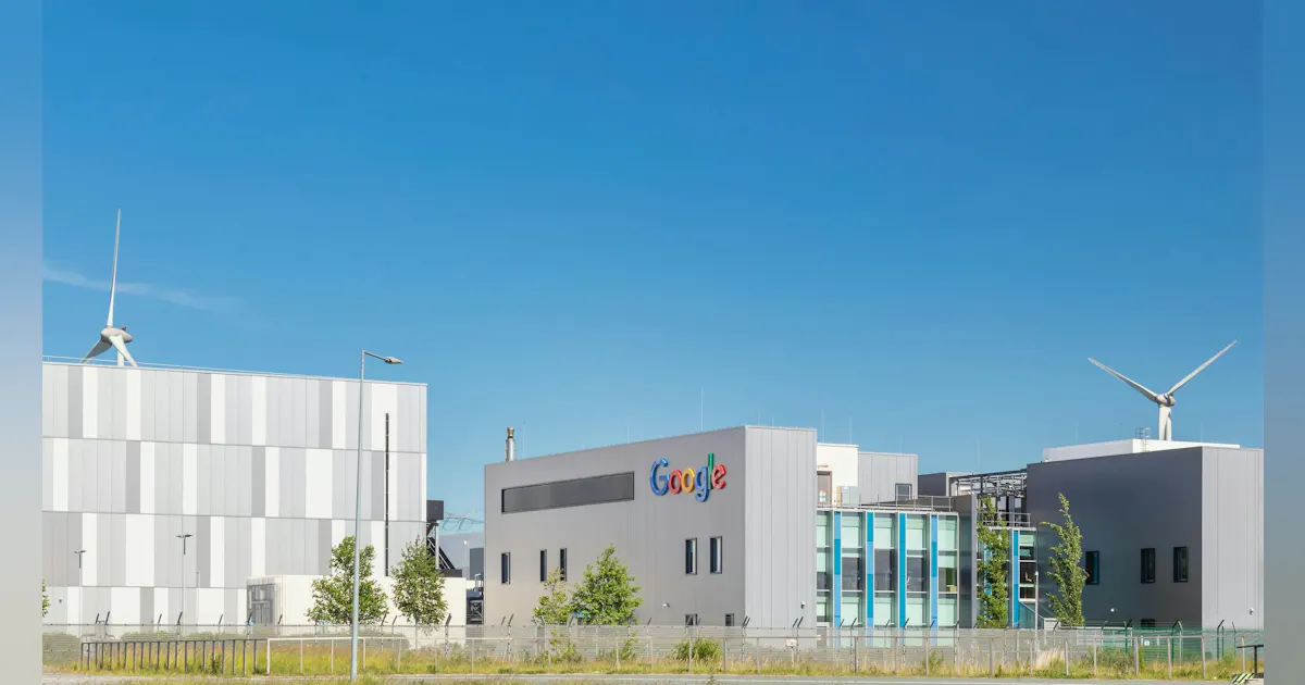 How Microgrids Colocated with Data Centers in Timed Phases Can Meet ...