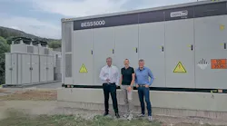 From left to right: Michael Rudloff (COO ADS-TEC Energy), Günther Staber (Managing Director Murauer Stadtwerke GmbH), Roland Klauss (CEO ADS-TEC Energy Austria) (Source: ADS-TEC Energy) From left to right: Michael Rudloff (COO ADS-TEC Energy), Günther Staber (Managing Director Murauer Stadtwerke GmbH), Roland Klauss (CEO ADS-TEC Energy Austria) (Source: ADS-TEC Energy)