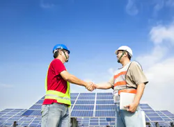 solar_engineers_dreamstime